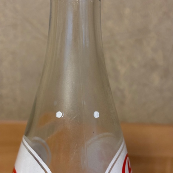 Vintage Pepsi Swirl Pop Bottle - Picture 3 of 4